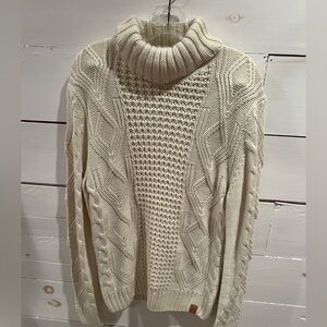 Weatherproof Women’s Cozy Cream Cable Knit Turtleneck Sweater, size small, EUC